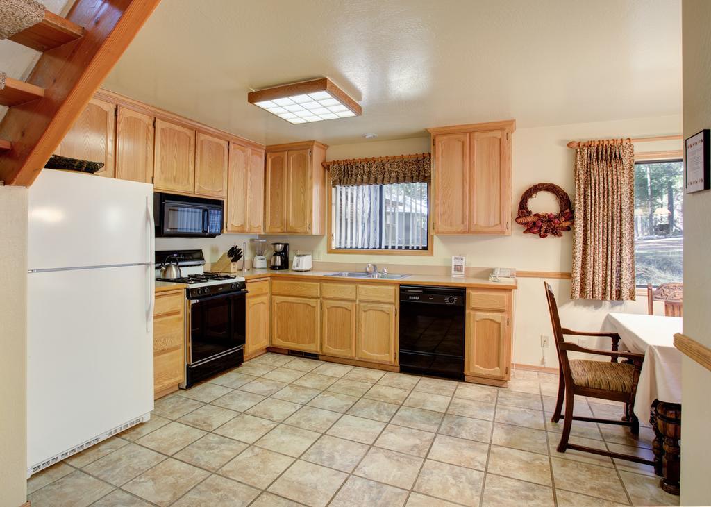12 Cabin Twelve Wawona Bagian luar foto